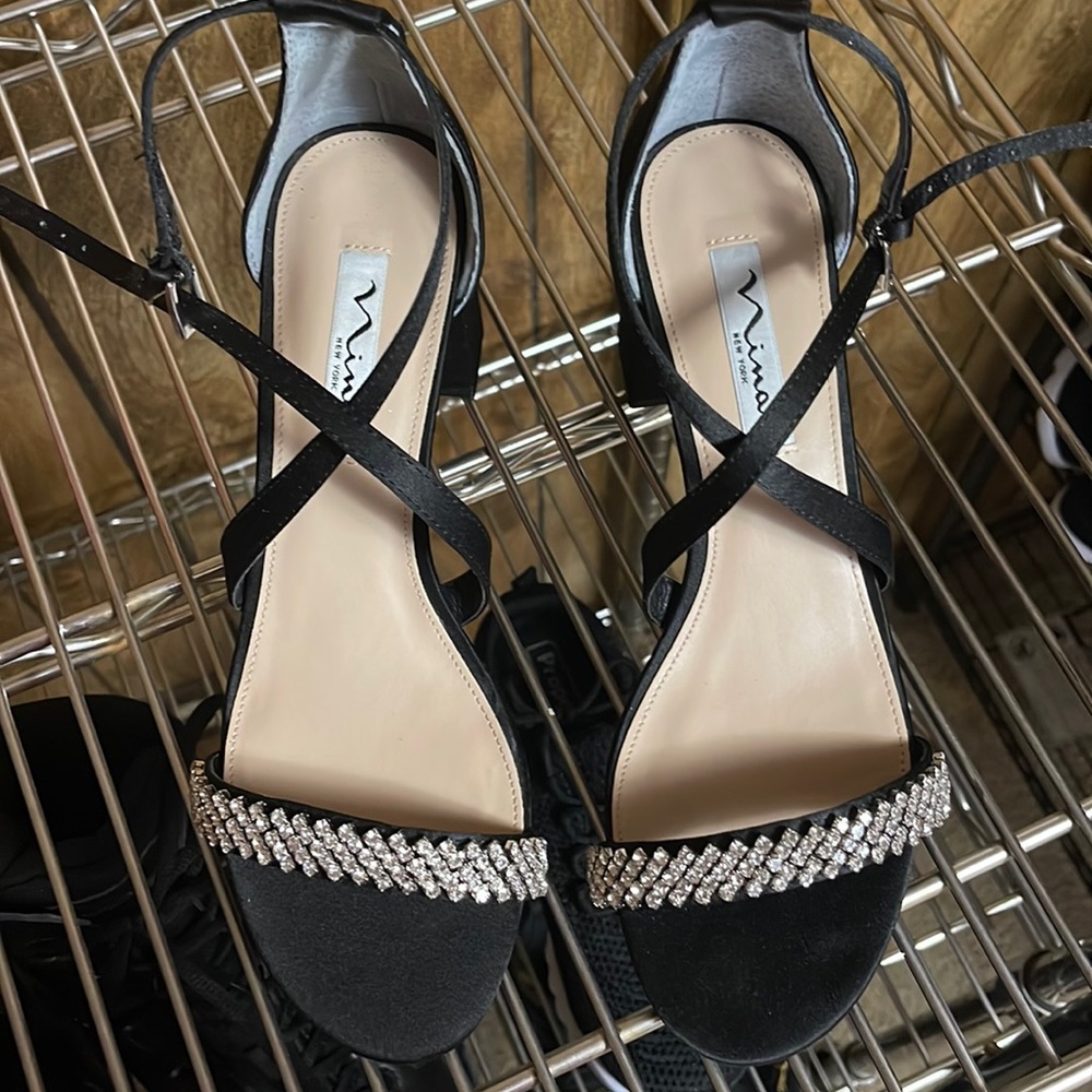 Nina New York black heels, brand new size 8.5m
